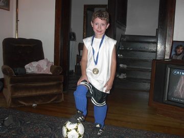 richard_soccer_2002_1.JPG