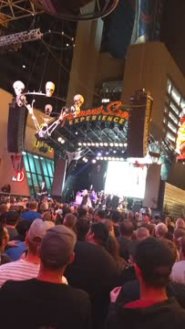 VID_20181021_212217784.mp4