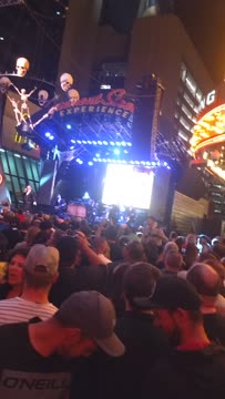 VID_20181021_212412778.mp4