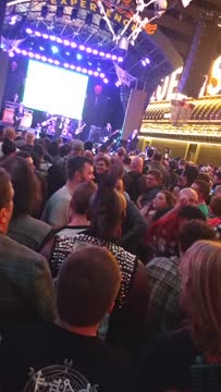 VID_20181021_220353701.mp4