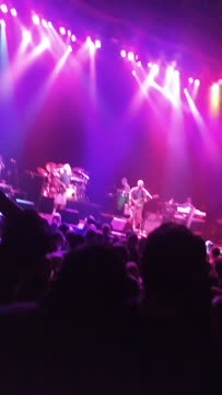 VID_20181103_222558062.mp4