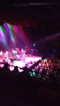 VID_20181103_232036032.mp4