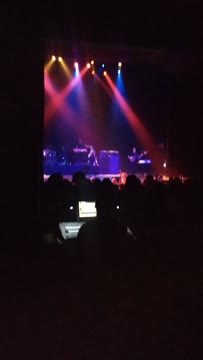 VID_20181216_214856673.mp4