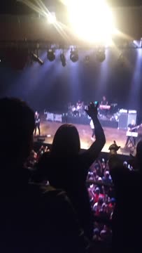 VID_20181216_220852116.mp4