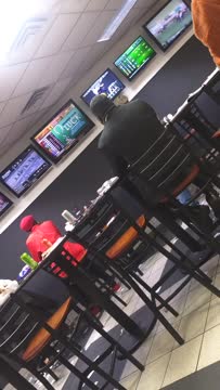 VID_20190309_214227725.mp4