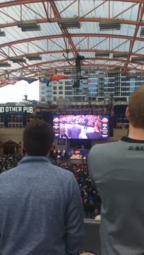 VID_20190314_172446845.mp4