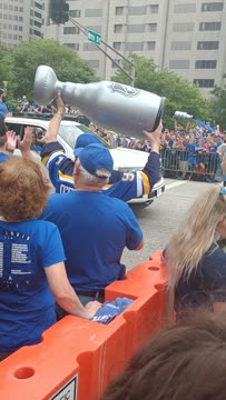 VID_20190615_124037066.mp4