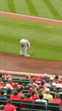 VID_20190621_192336308.mp4