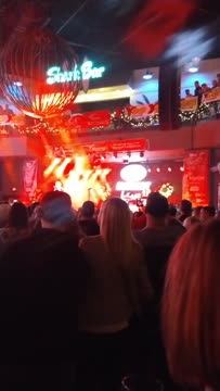 VID_20191208_210949800.mp4