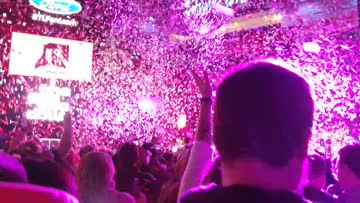 VID_20191208_220032444.mp4